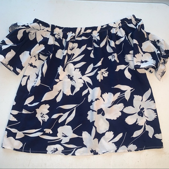 Shein Floral Off the Shoulder Blouse - Picture 2 of 8